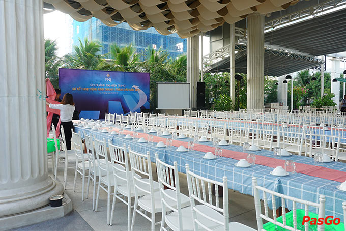 Công Viên – Nhà Hàng Cá Voi – Võ Nguyên Giáp-11