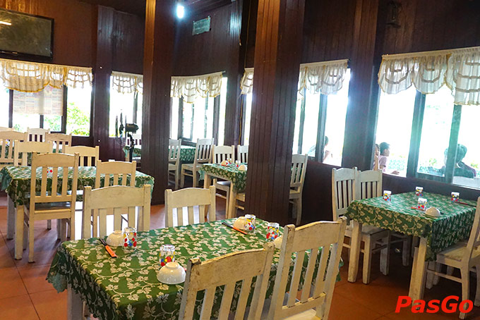 Nhà hàng Dạ Bến Bờ Hà Huy Tập 11