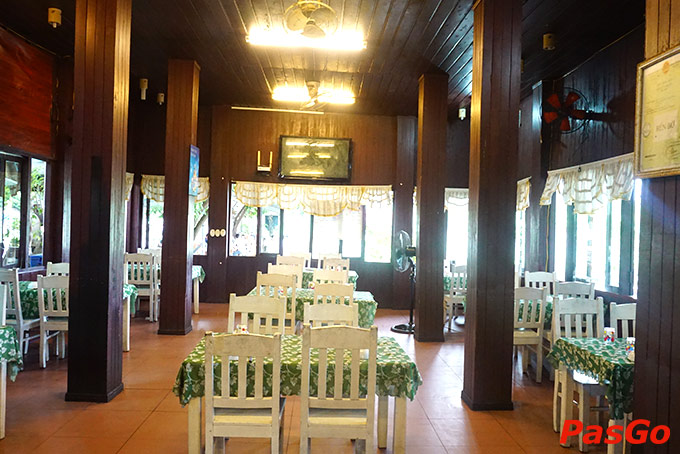 Nhà hàng Dạ Bến Bờ Hà Huy Tập 12