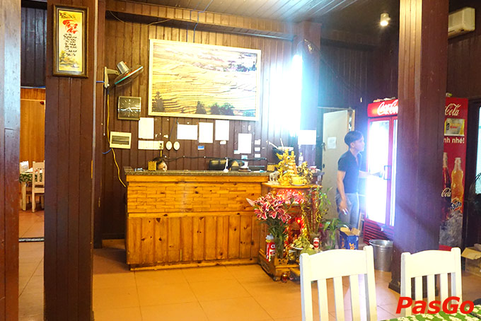 Nhà hàng Dạ Bến Bờ Hà Huy Tập 13