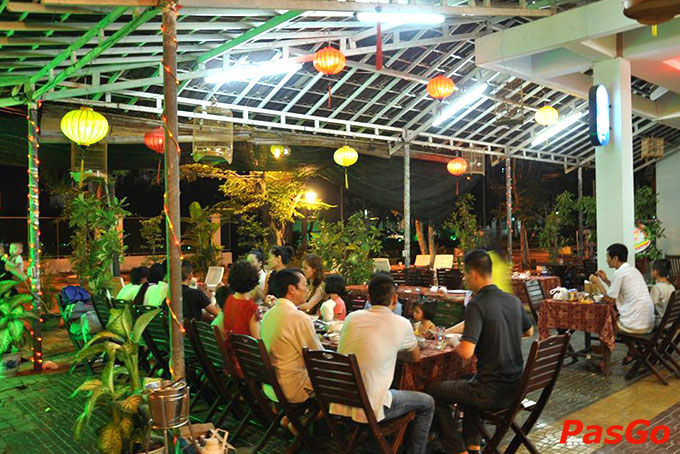 Nhà hàng Dạ Bến Bờ Hà Huy Tập 14