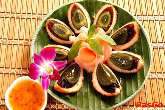 Nhà hàng Dạ Bến Bờ Hà Huy Tập 8