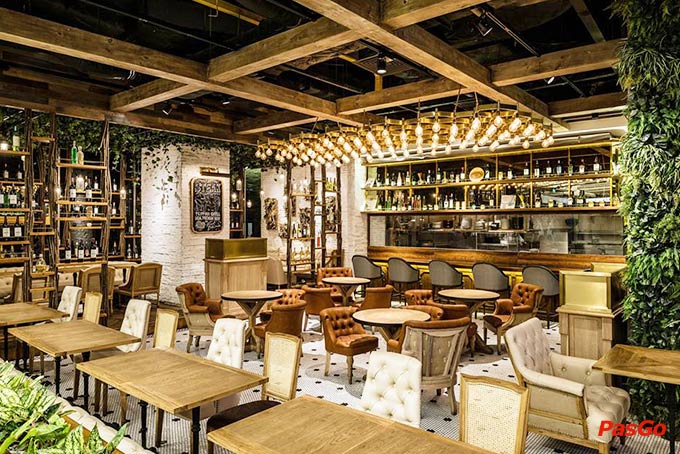 Ember Bistro Saigon Centre 15