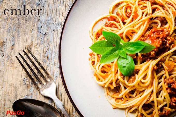 Ember Bistro Saigon Centre 9