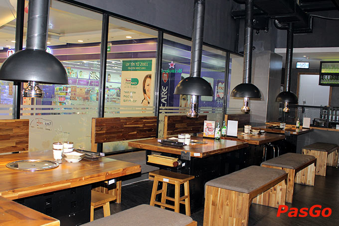 Nhà hàng GoGi House Cao Thắng 11