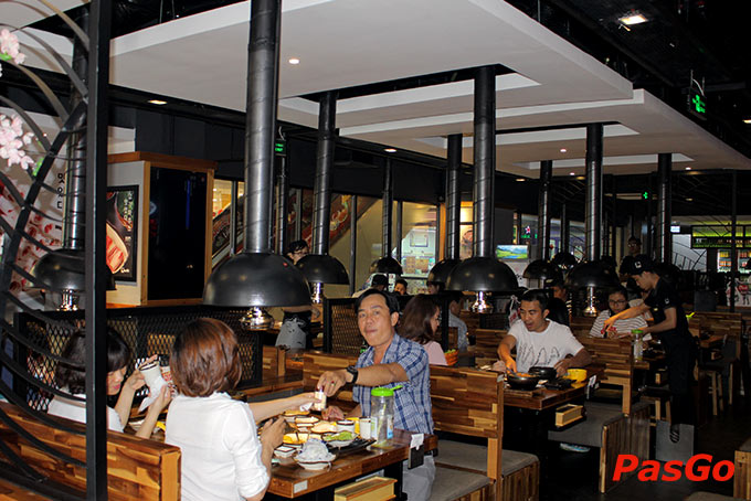 Nhà hàng GoGi House Cao Thắng 144