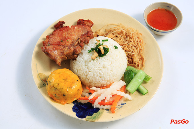 Hẻm 12 Nguyễn Huệ 5