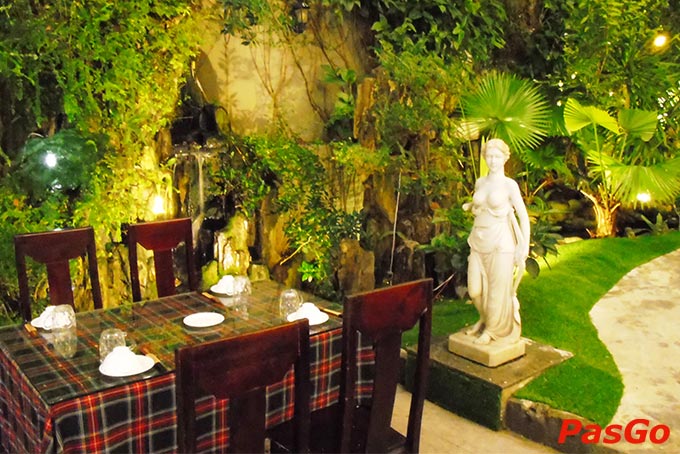 Nhà hàng Lê Gia 3 Hàn Thuyên 11