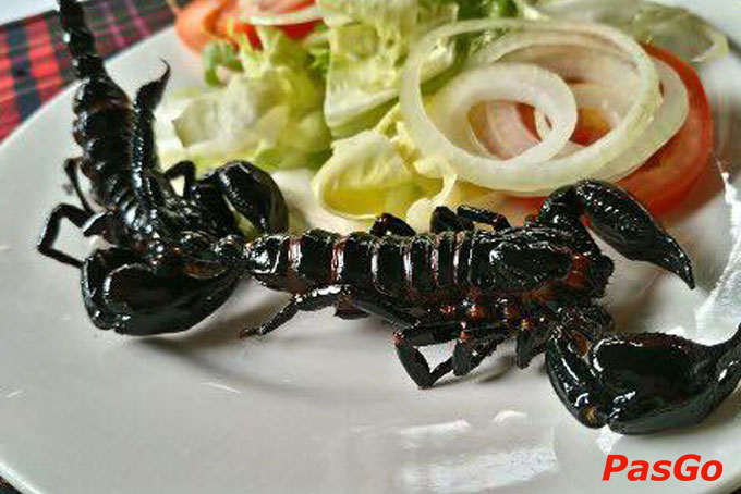 Lương Sơn Quán Bò Tùng Xẻo Lý Tự Trọng 4