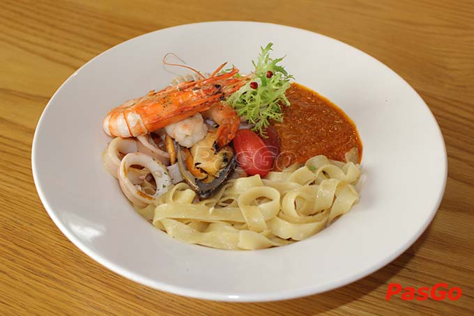 nhà hàng mint and paul 48 cao triều phát 10