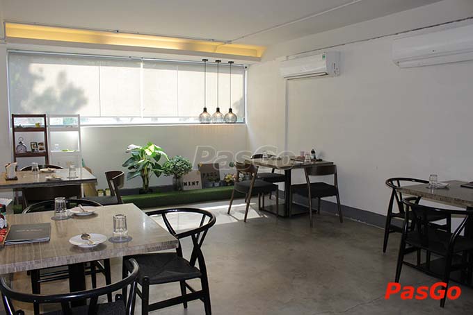nhà hàng mint and paul 48 cao triều phát 5