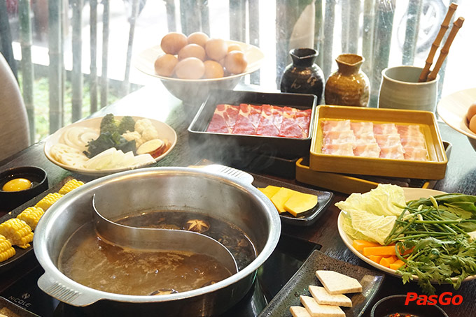 Nhà hàng Momo Paradise Trần Hưng Đạo 16