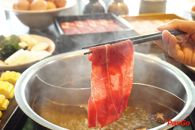 Nhà hàng Momo Paradise Trần Hưng Đạo 17