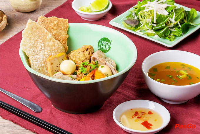 Nhà hàng Món Huế 682 Trần Hưng Đạo 3