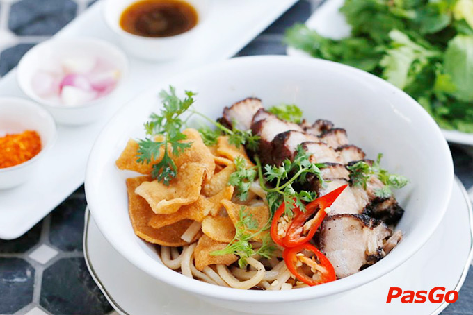 Savoy Vietnamese Cuisine & Lounge Trần Quốc Toản 14