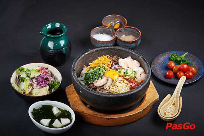 Nhà hàng Ssal Chicken 11