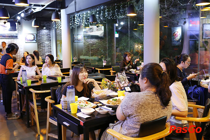 Nhà hàng Ssal Chicken 16