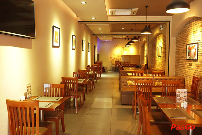 Nhà hàng Việt Cống Quỳnh 10