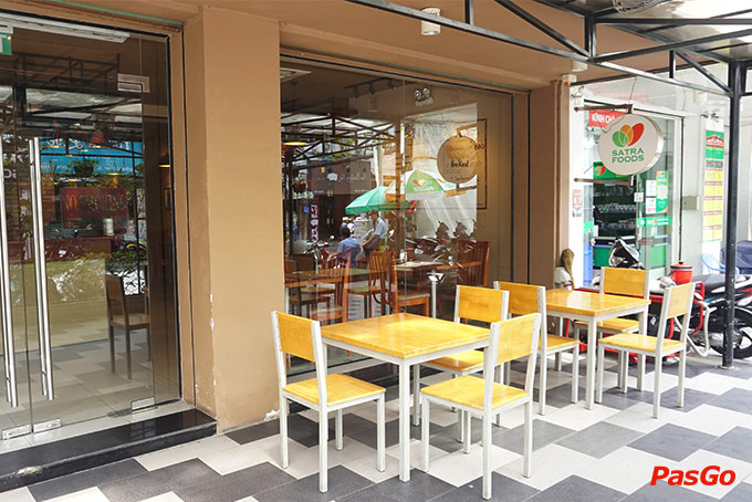 Nhà hàng Việt Cống Quỳnh 9