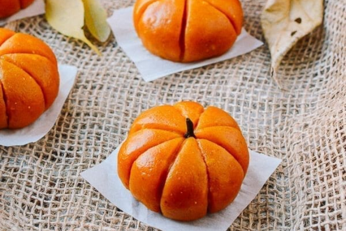 Bánh Mochi bí đỏ hấp kiểu Trung