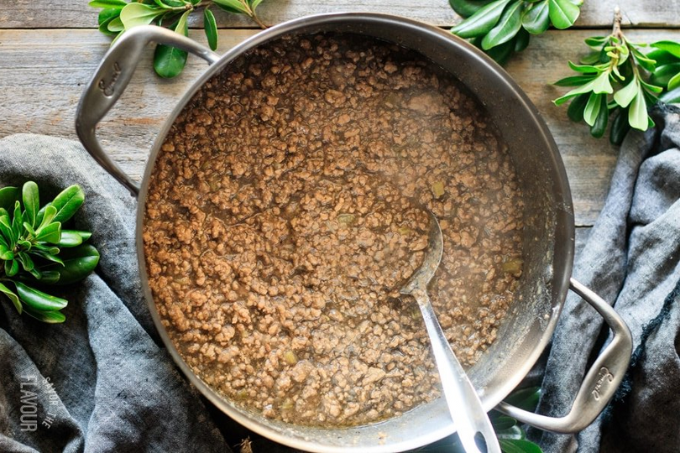 Bánh nhân thịt kiểu Pháp