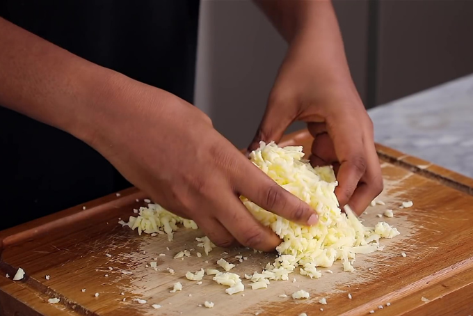 Cách làm bánh pizza tại nhà