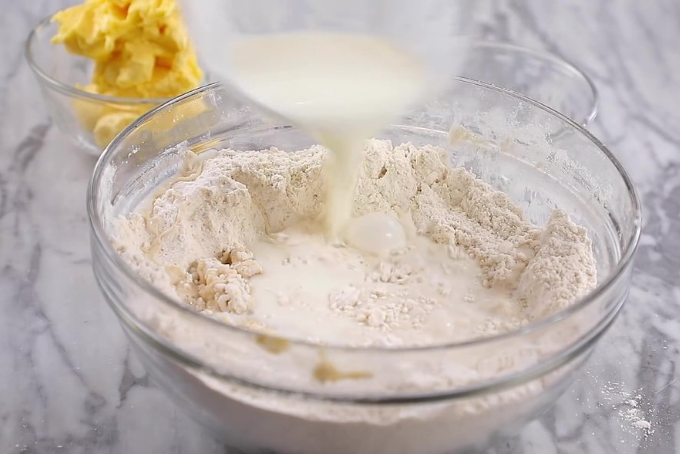 Cách làm bánh pizza tại nhà