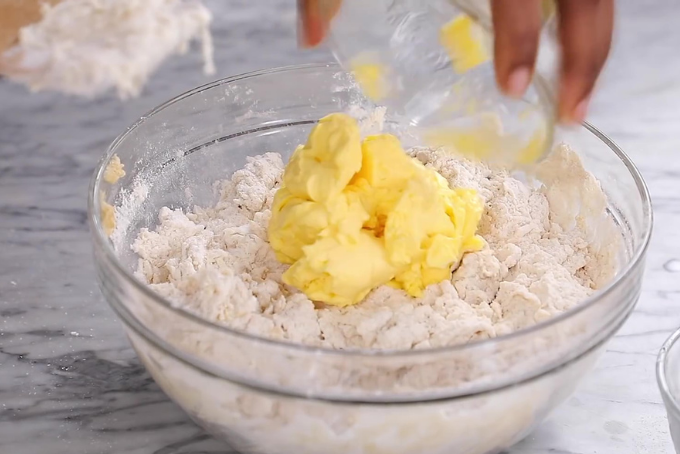 Cách làm bánh pizza tại nhà