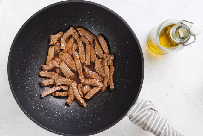 Bò xào cay Tứ Xuyên