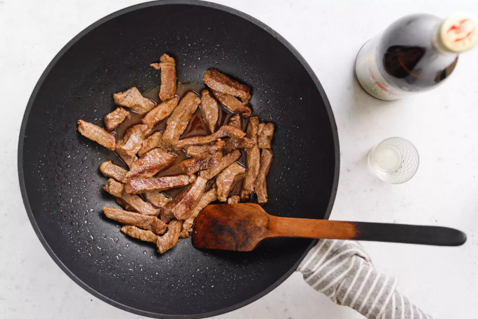 Bò xào cay Tứ Xuyên