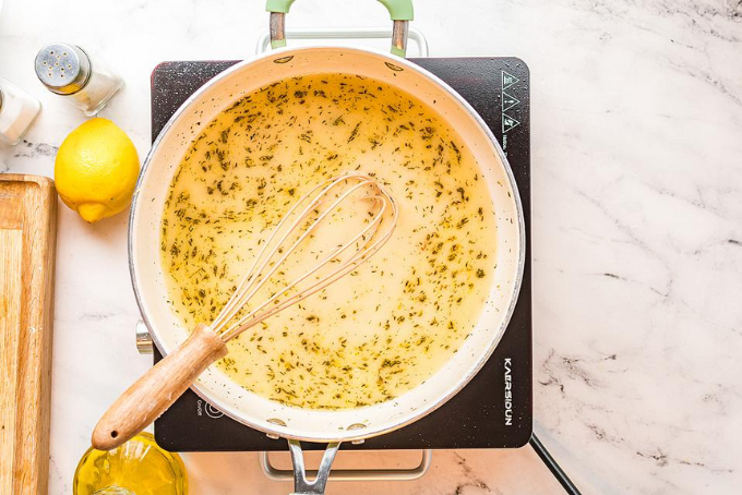 Cá hồi sốt kem rượu vang trắng