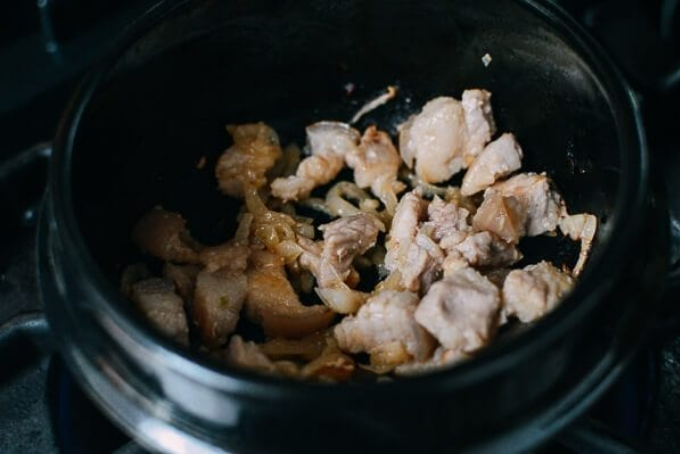 Canh đậu phụ cay Hàn Quốc