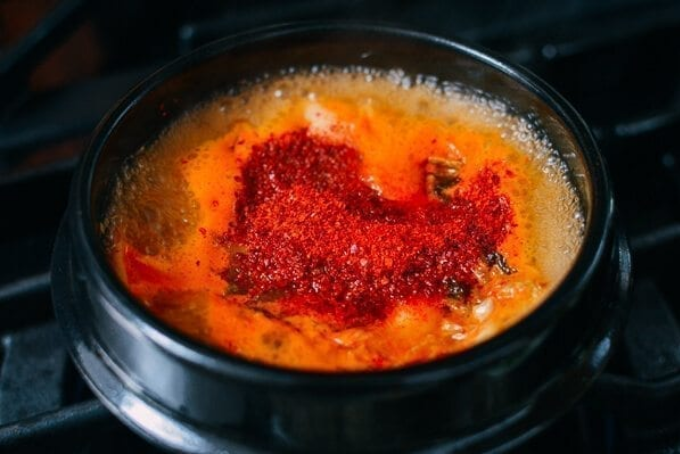 Canh đậu phụ cay Hàn Quốc