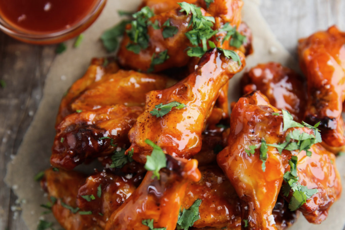 Cánh gà sốt cay kiểu Thái