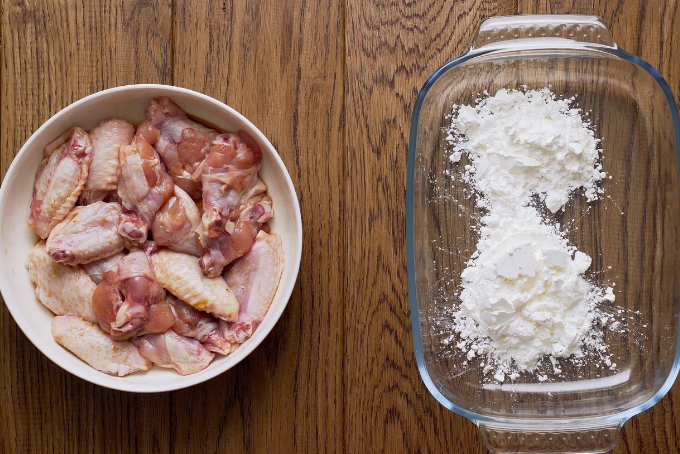 Cánh gà sốt cay kiểu Thái