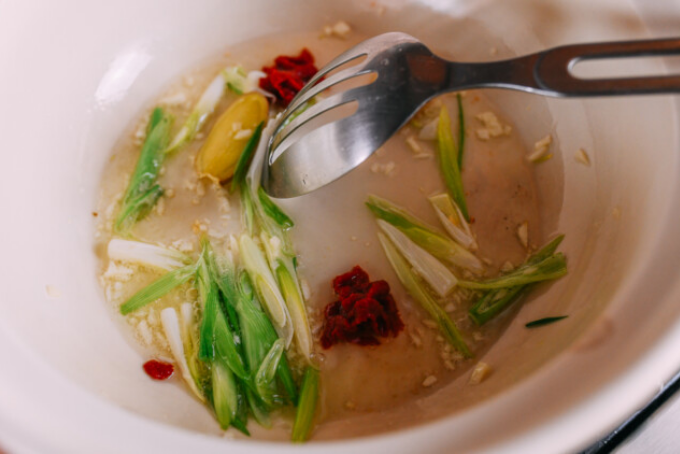 Canh miến cà chua thịt bò