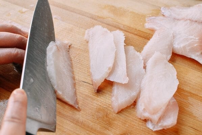 Cá nhúng dầu ớt Tứ Xuyên