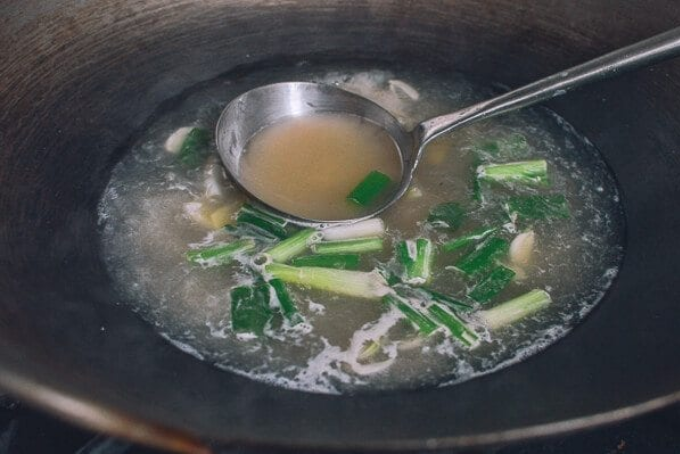 Cá nhúng dầu ớt Tứ Xuyên