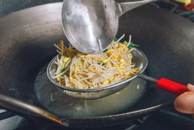 Cá nhúng dầu ớt Tứ Xuyên