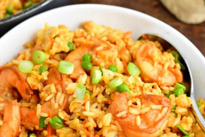 Cách làm cơm chiên TÔM TRỨNG ngon nhất đơn giản ngay tại nhà