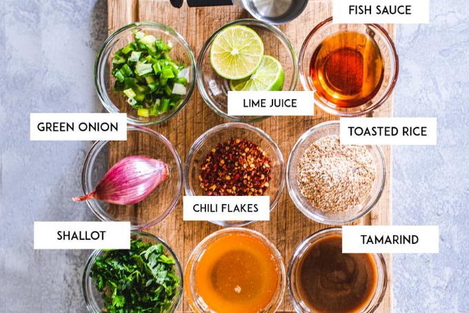 Gà nướng kiểu Thái Gai Yang