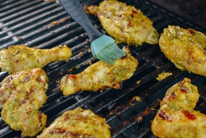 Gà nướng kiểu Thái Gai Yang