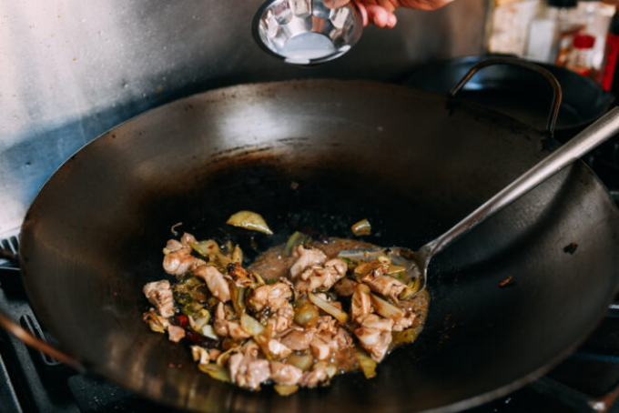 Gà xào dưa chua Quảng Đông