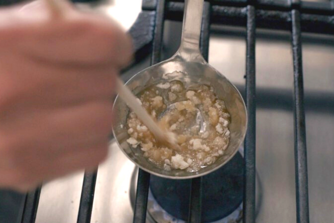 Kẹo đường Dalgona