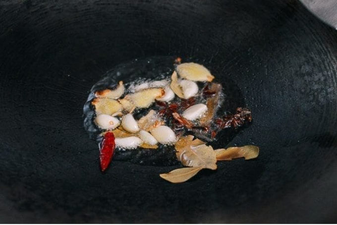 Lẩu cay Tứ Xuyên