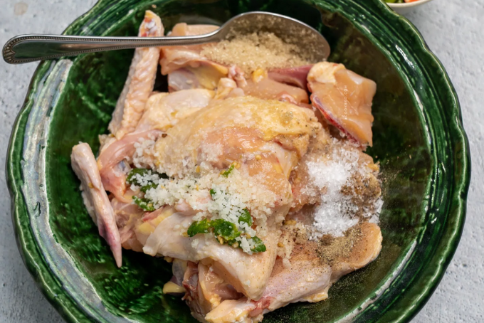 Lẩu gà ớt hiểm