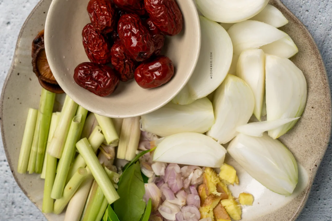 Lẩu gà ớt hiểm