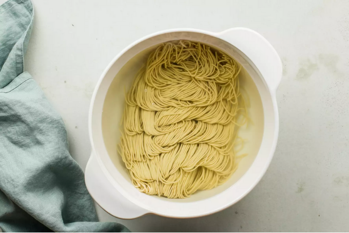 Mì hải sản cay kiểu Trung