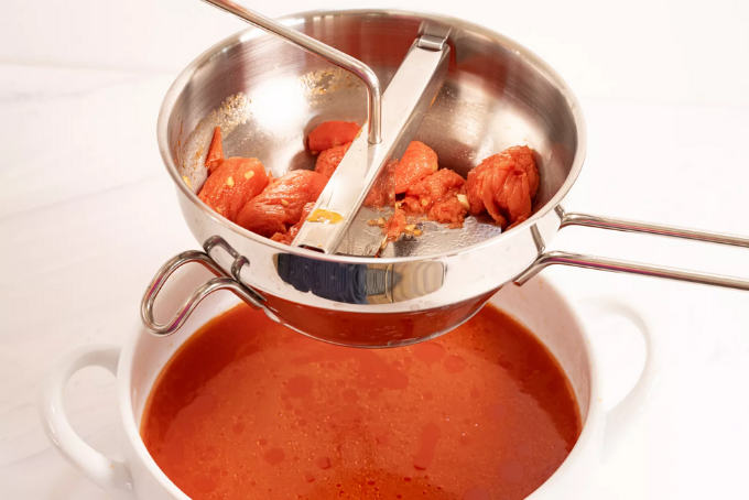 Mì ý hải sản sốt cà chua