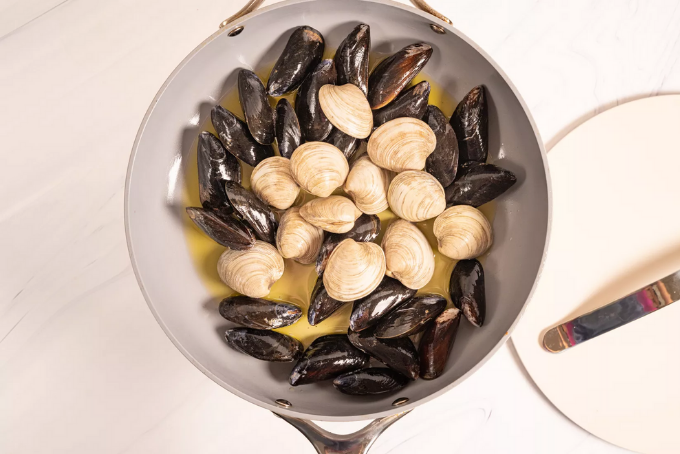 Mì ý hải sản sốt cà chua